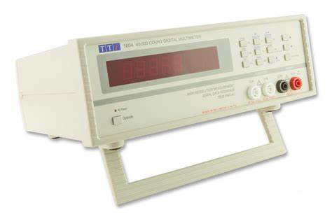 Aim-TTi 台式万用表1604交流电流测量10A 电流​​电压通断二极管